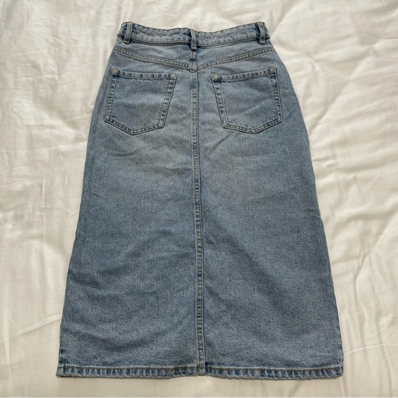 SOLD //Zara Front Slit Denim Midi Skirt Size XS - Picture 6 of 6